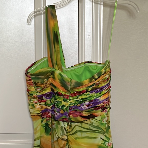 Vintage Cache floral embellished chiffon gown - Picture 5 of 8